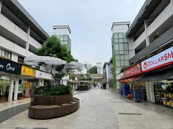 709 ANG MO KIO AVENUE 8 (D20), Shop House #568691981